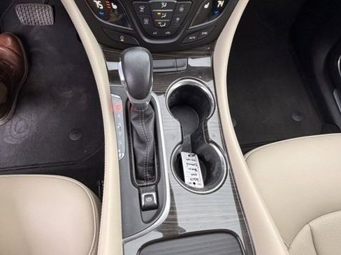 Used 2019 Buick Envision Premium image 9