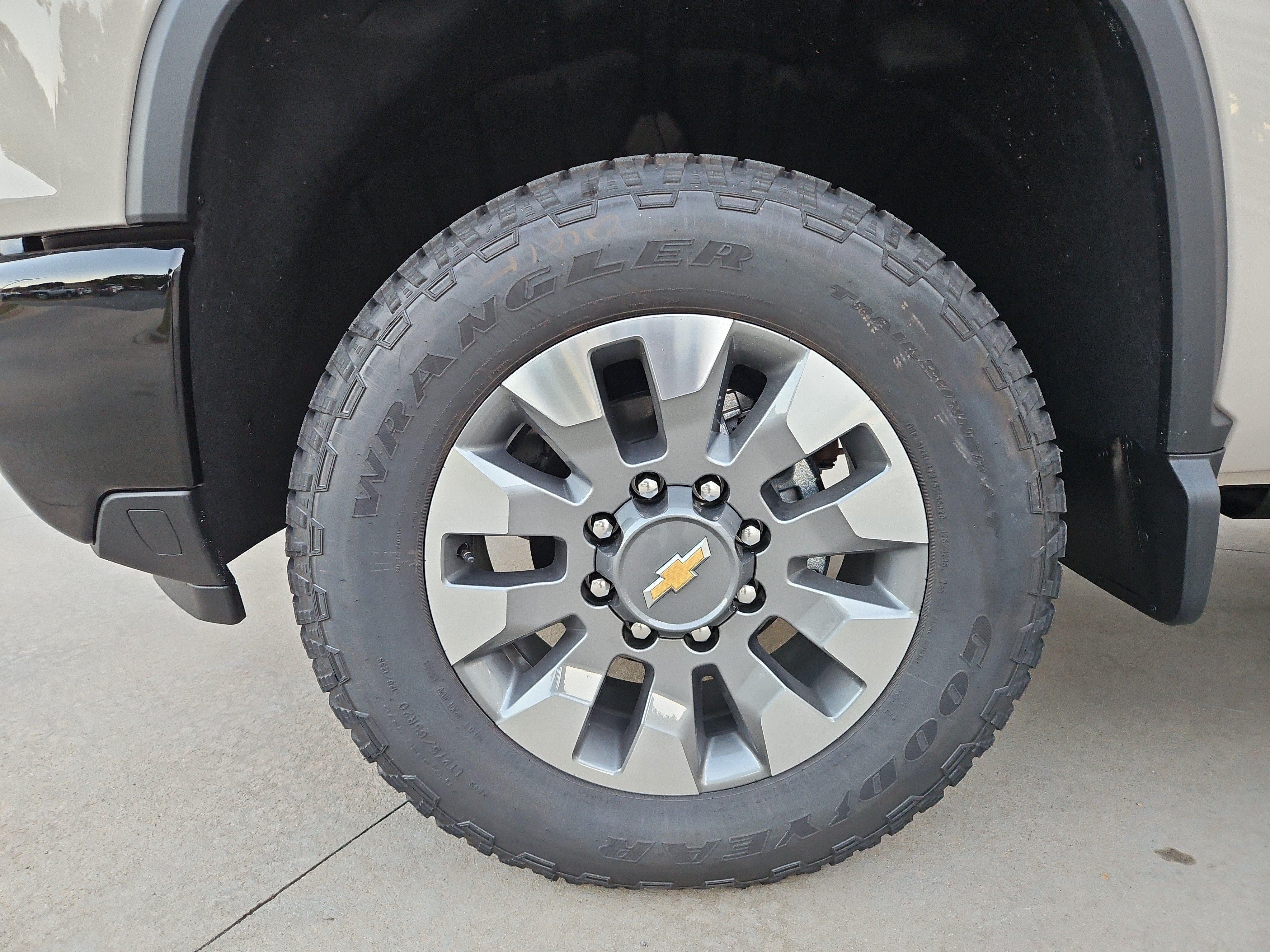 New 2026 Chevrolet Silverado 2500 Custom w/ Custom Convenience Package AWD/4WD image 9
