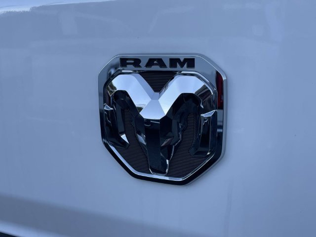 Used 2025 RAM ProMaster 2500 w/ U-Haul Equipment Group FWD image 10