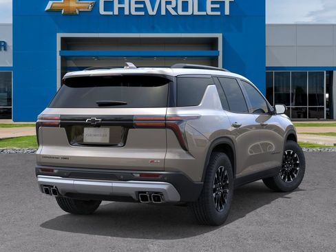 New 2026 Chevrolet Traverse Z71 w/ Driver Confidence Package AWD/4WD image 4