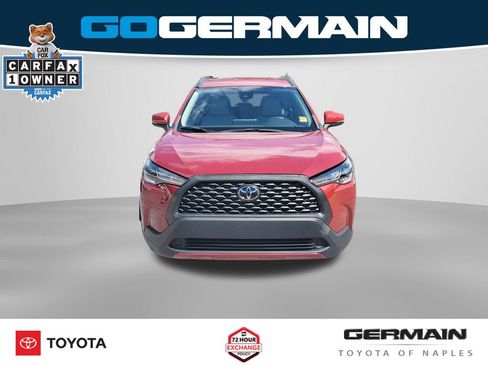 Used 2022 Toyota Corolla Cross LE FWD image 3