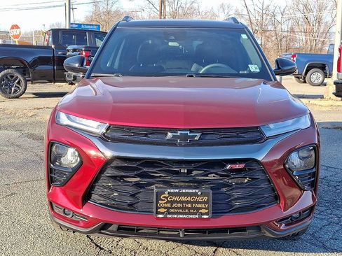 Used 2023 Chevrolet TrailBlazer RS image 2