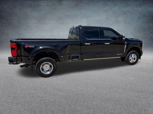 Used 2024 Ford F350 Limited w/ FX4 Off-Road Package AWD/4WD image 5