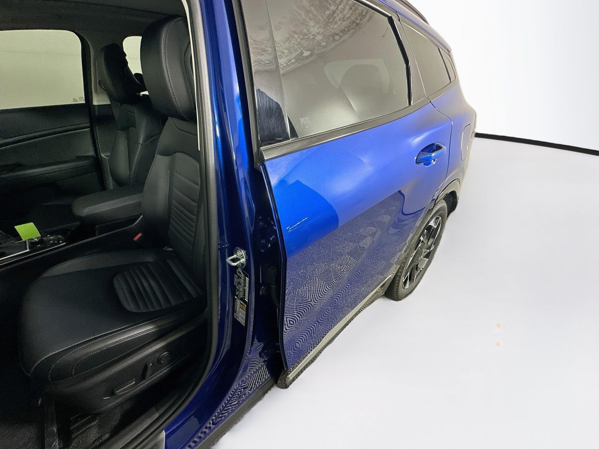 Used 2025 Kia Sportage SX FWD image 12