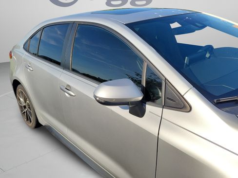 Used 2020 Toyota Corolla XSE FWD image 11