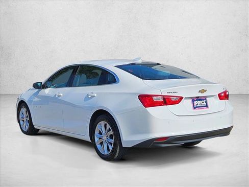 Used 2025 Chevrolet Malibu LT FWD image 8