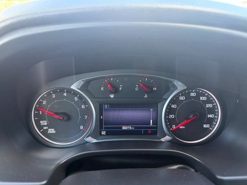 Used 2022 GMC Acadia SLE FWD image 10