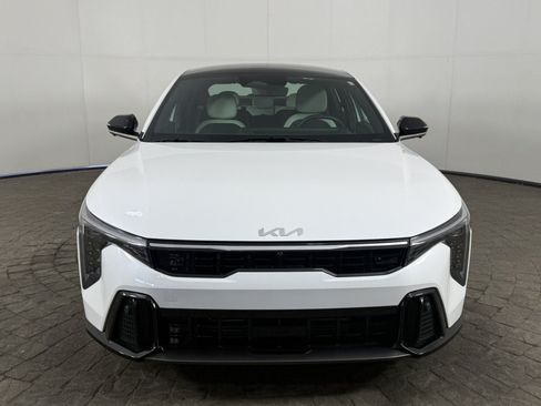 Used 2025 Kia K4 GT-Line Turbo FWD image 2