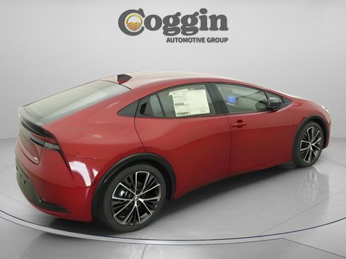 New 2026 Toyota Prius XLE image 19