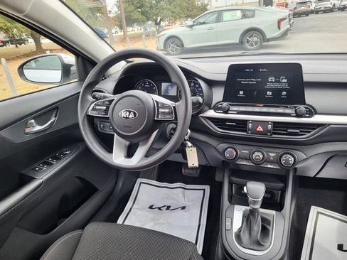 Used 2021 Kia Forte LXS image 14