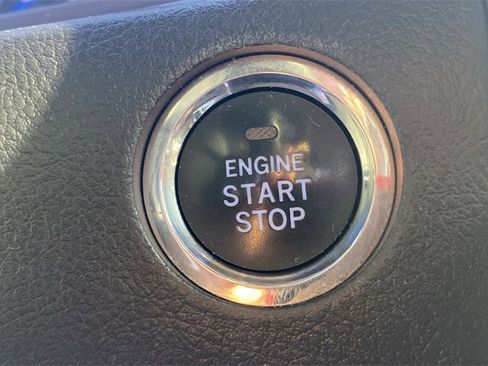 Used 2019 Toyota 4Runner Limited image 29