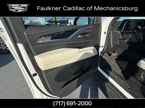 Certified 2024 Cadillac Escalade Sport image 28