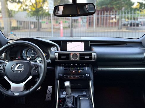 Used 2014 Lexus IS 350 w/ F Sport Package RWD image 12