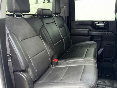 Used 2024 Chevrolet Silverado 3500 W/T image 29