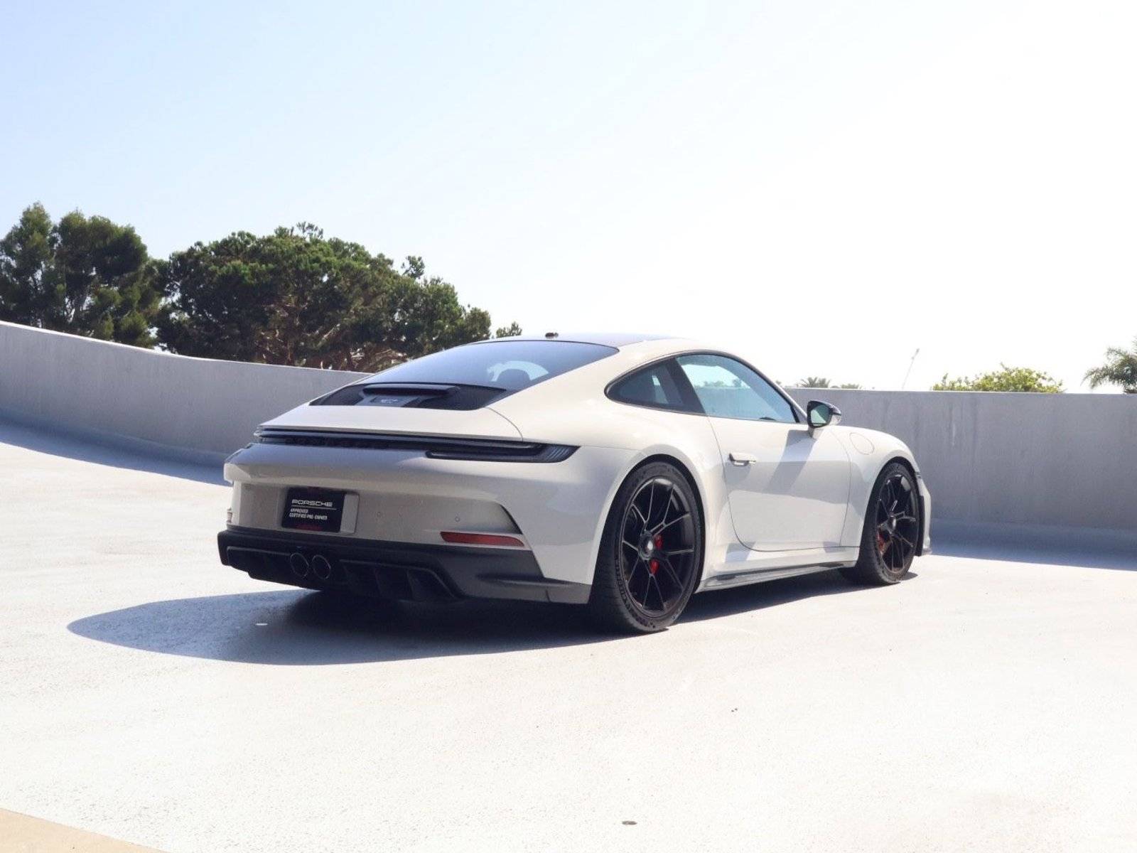 Certified 2022 Porsche 911 GT3 RWD image 9