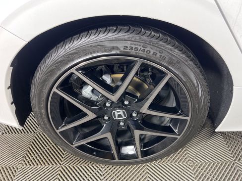 Certified 2024 Honda Civic Sport Touring image 13