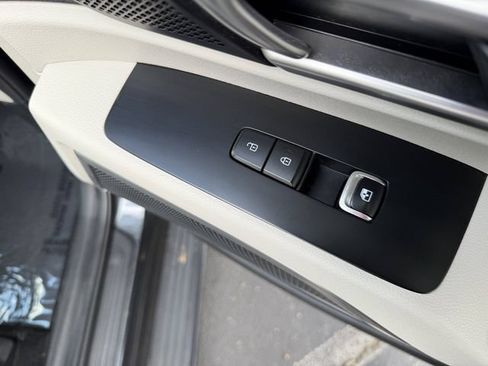 Certified 2024 Kia Telluride S w/ S Sunroof Package AWD/4WD image 32