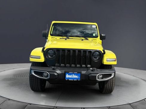 Used 2023 Jeep Wrangler Unlimited Sahara w/ Cold Weather Group AWD/4WD image 8
