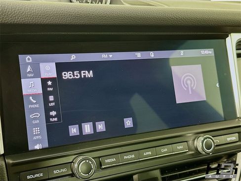 Used 2021 Porsche Macan S image 12