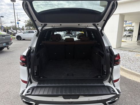 Used 2025 BMW X5 xDrive40i image 23