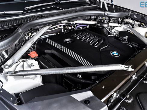 Used 2021 BMW X5 xDrive40i image 13