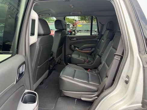 Used 2019 Chevrolet Tahoe Premier w/ RST 6.2L Performance Edition RWD image 13