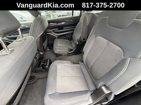 Used 2022 Jeep Grand Cherokee L Laredo w/ Luxury Tech Group I RWD image 27