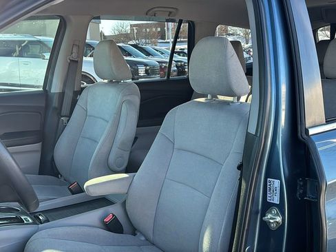 Used 2020 Honda Pilot EX image 10