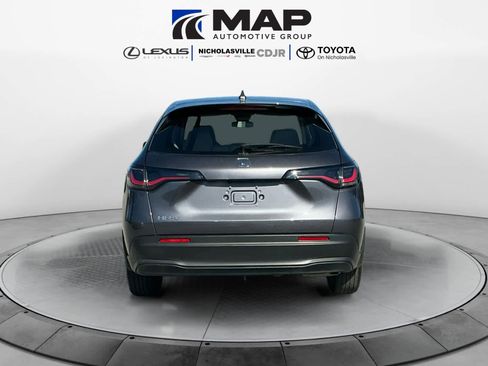 Used 2023 Honda HR-V LX image 4