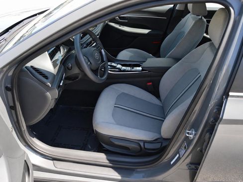 Used 2021 Hyundai Sonata SE FWD image 9