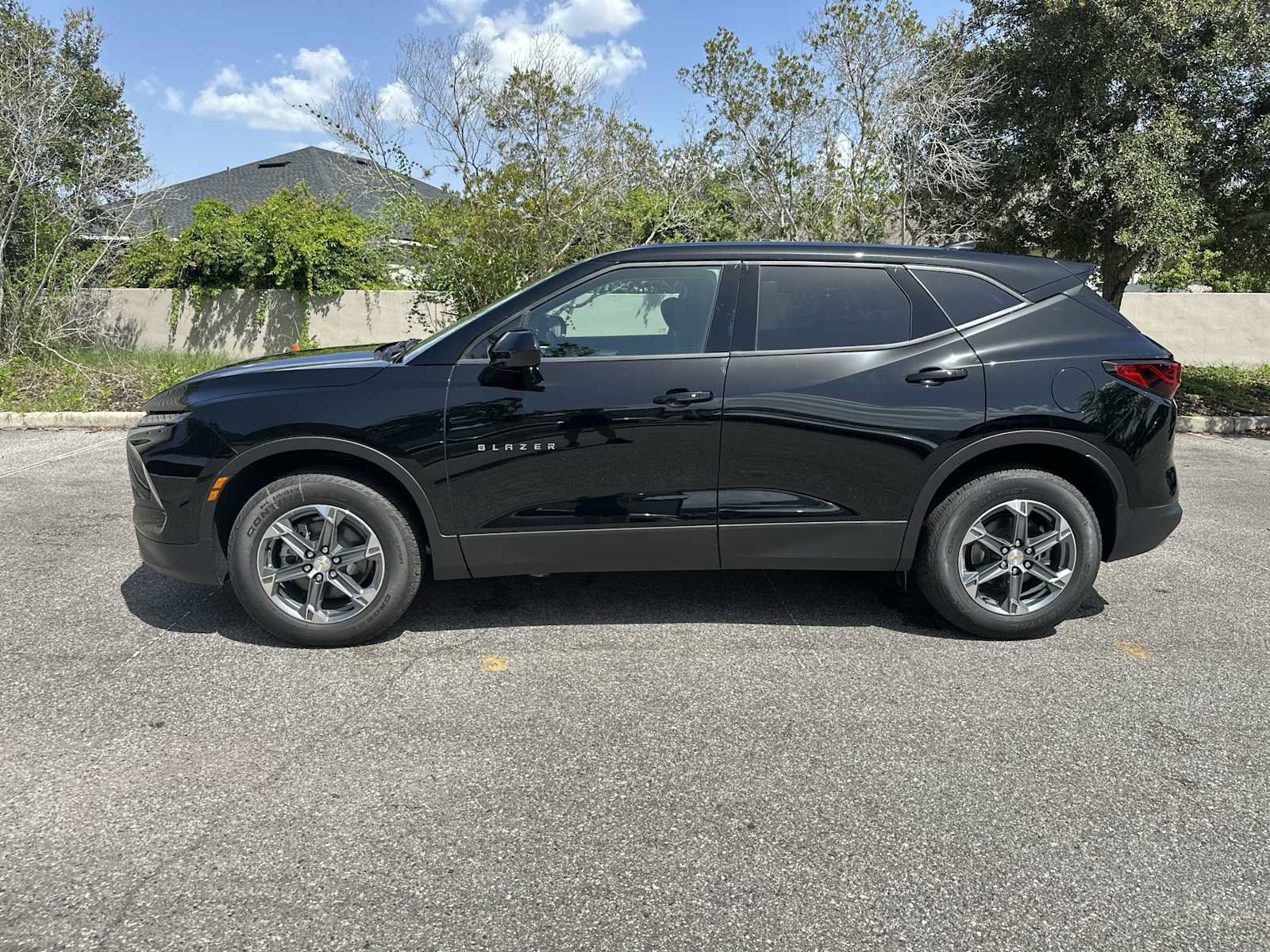 New 2026 Chevrolet Blazer LT w/ LPO, Floor Liner Package FWD image 3