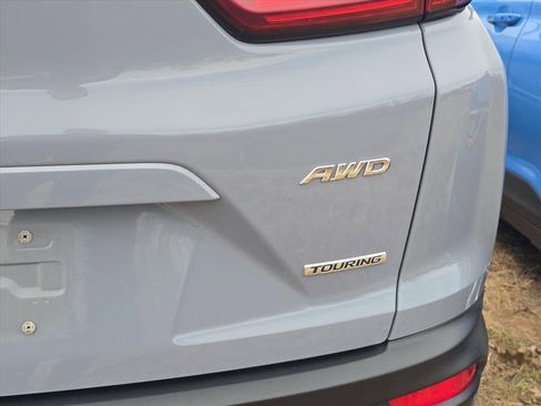 Used 2020 Honda CR-V Touring image 8