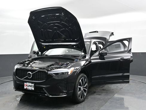 New 2025 Volvo XC60 B5 Plus w/ Protection Package Premier AWD/4WD image 49