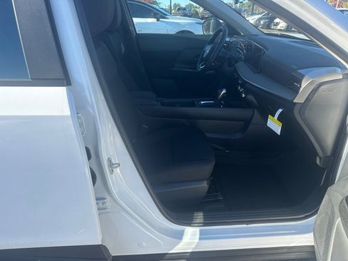 New 2026 Nissan Kicks S image 13