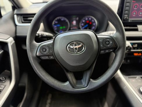 Used 2020 Toyota RAV4 XLE w/ Convenience Package AWD/4WD image 15