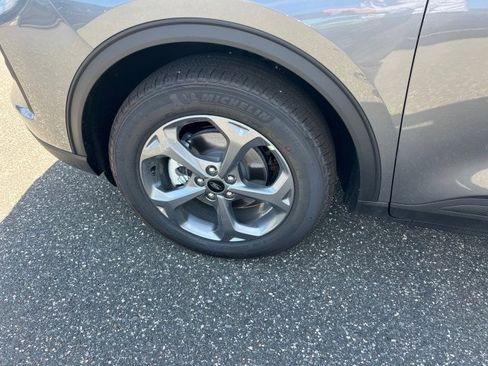 New 2026 Ford Escape ST-Line Select w/ Equipment Group 401A image 25