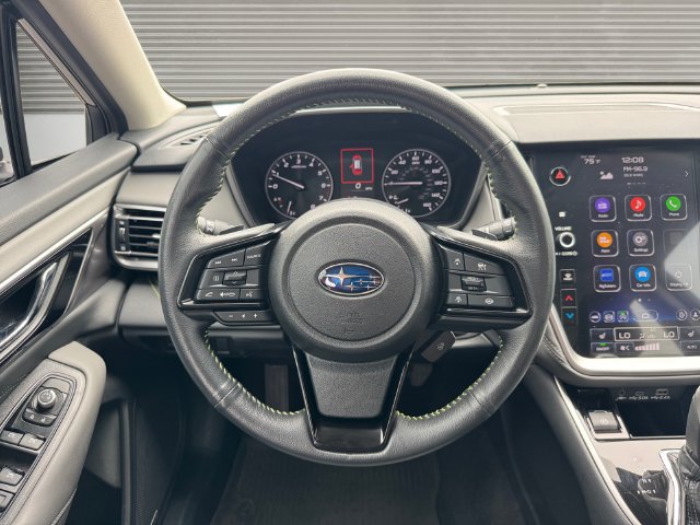 Used 2025 Subaru Outback Onyx Edition XT AWD/4WD image 13