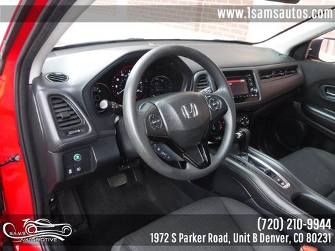 Used 2018 Honda HR-V LX image 37