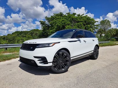 New 2026 Land Rover Range Rover Velar Dynamic SE