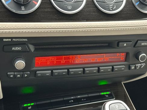 Used 2011 BMW Z4 sDrive35i image 18