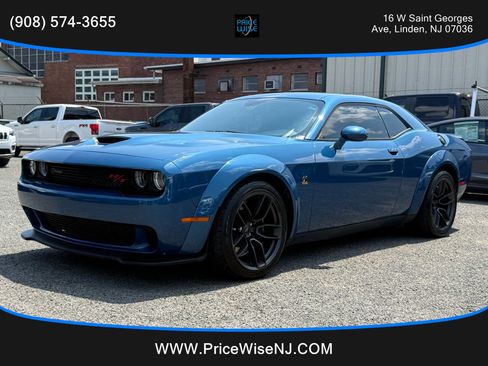 Used 2021 Dodge Challenger R/T Scat Pack image 3