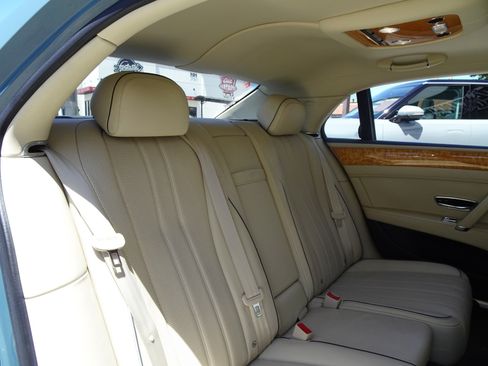 Used 2014 Bentley Flying Spur W12 AWD/4WD image 19
