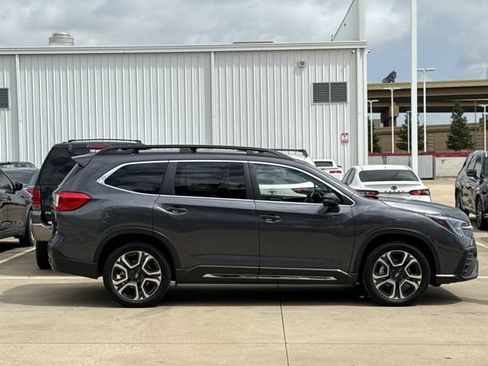 Used 2023 Subaru Ascent Limited AWD/4WD image 3