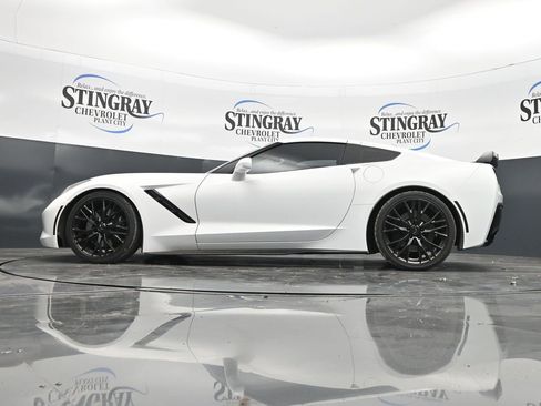 Used 2015 Chevrolet Corvette Stingray Coupe RWD image 29