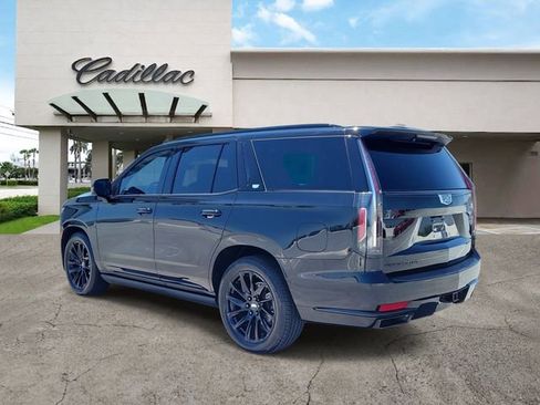 Used 2022 Cadillac Escalade Sport Platinum w/ LPO, ONYX Package image 3