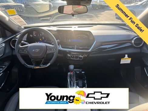 New 2026 Chevrolet Trax RS w/ Sunroof Package FWD image 12