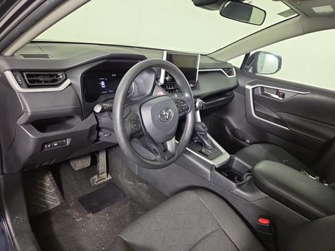 Used 2025 Toyota RAV4 XLE AWD/4WD image 14
