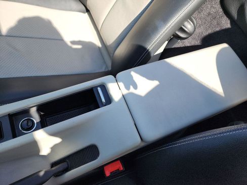 Used 1998 Mercedes-Benz SLK 230 image 26