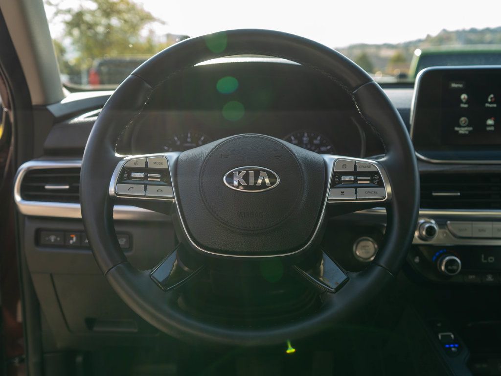 Used 2020 Kia Telluride EX AWD/4WD image 16