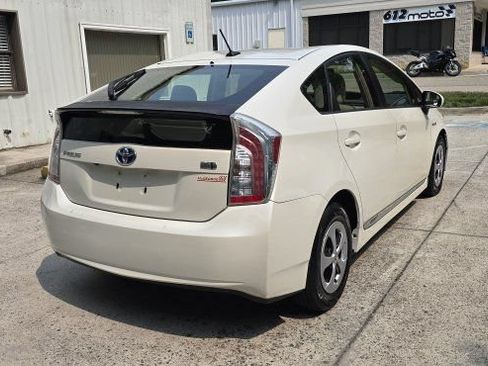Used 2012 Toyota Prius Three FWD image 5